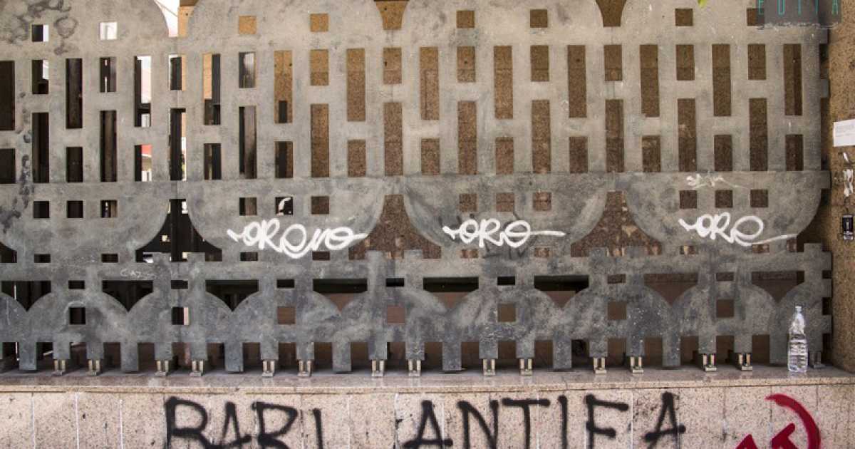 Bari: la cancellata di Giurisprudenza? E' un'opera d'arte, degradata